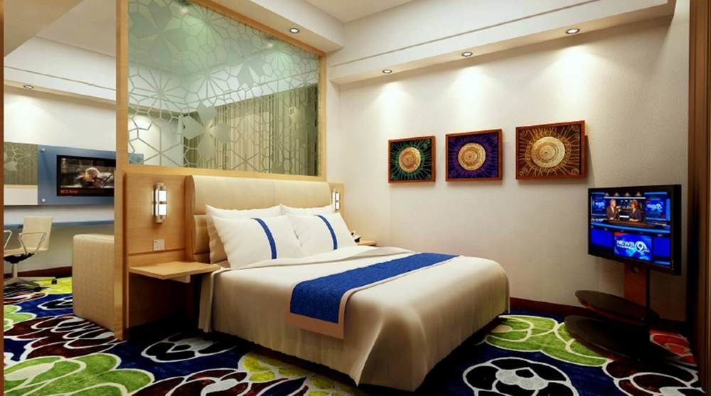Holiday Inn Express Chennai Old Mahabalipuram Road Exterior photo